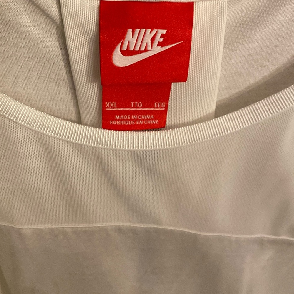 White Nike dress tank used for photo shoot!